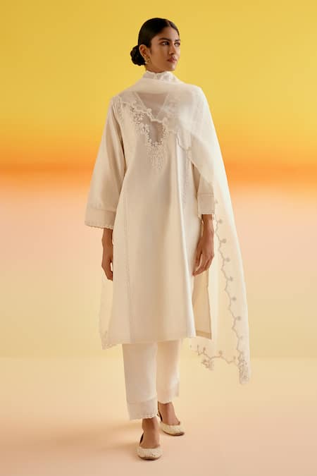 Amisha Kothari Ivory Chanderi Silk, Organza Lace, Beads, Anya Floral Kurta And Pant Set Online at Aza Fashions Amisha Kothari_Ivory Chanderi Silk, Organza Lace, Beads, Anya Floral Kurta And Pant Set _Online_at_Aza_Fashions