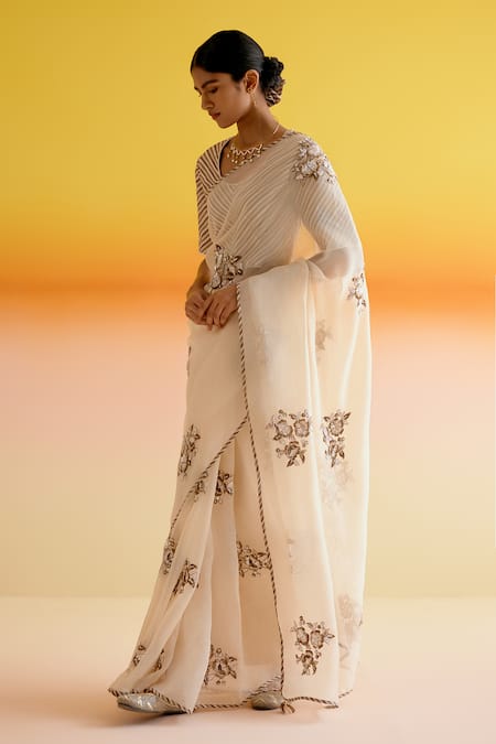 Amisha Kothari_Ivory , Organza Pushpamala Resham Saree With Unstitched Blouse Piece _Online_at_Aza_Fashions