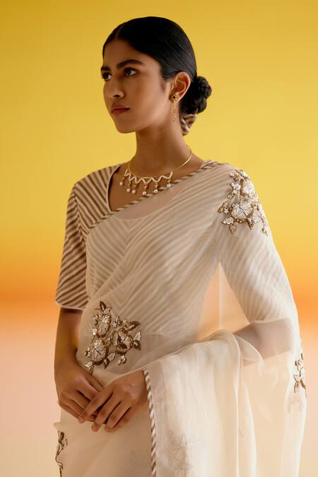 Shop_Amisha Kothari_Ivory , Organza Pushpamala Resham Saree With Unstitched Blouse Piece _Online_at_Aza_Fashions
