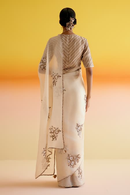 Amisha Kothari Pushpamala Resham Embroidered Saree With Unstitched Blouse Piece 