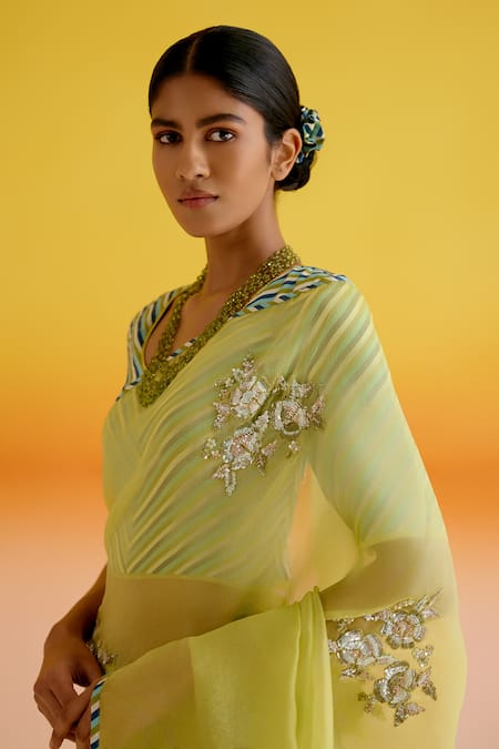 Buy_Amisha Kothari_Green , Pushpamala Floral Resham Saree With Unstitched Blouse Piece 