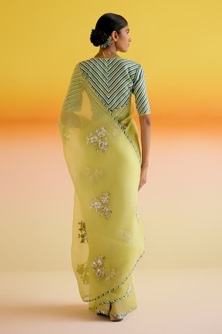 Amisha Kothari Pushpamala Floral Resham Embroidered Saree With Unstitched Blouse Piece 