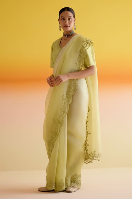 Amisha Kothari Green Silk, Samaira Floral Embroidered Ombre Saree With Unstitched Blouse Piece Online at Aza Fashions Amisha Kothari_Green Silk, Samaira Floral Embroidered Ombre Saree With Unstitched Blouse Piece _Online_at_Aza_Fashions