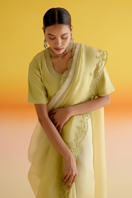 Buy Amisha Kothari Green Silk, Samaira Floral Embroidered Ombre Saree With Unstitched Blouse Piece Online at Aza Fashions Buy_Amisha Kothari_Green Silk, Samaira Floral Embroidered Ombre Saree With Unstitched Blouse Piece _Online_at_Aza_Fashions