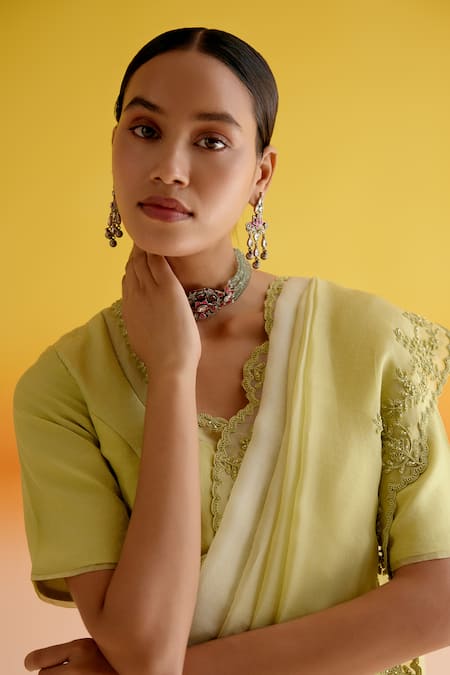 Buy Amisha Kothari Green Silk, Samaira Floral Embroidered Ombre Saree With Unstitched Blouse Piece Buy_Amisha Kothari_Green Silk, Samaira Floral Embroidered Ombre Saree With Unstitched Blouse Piece