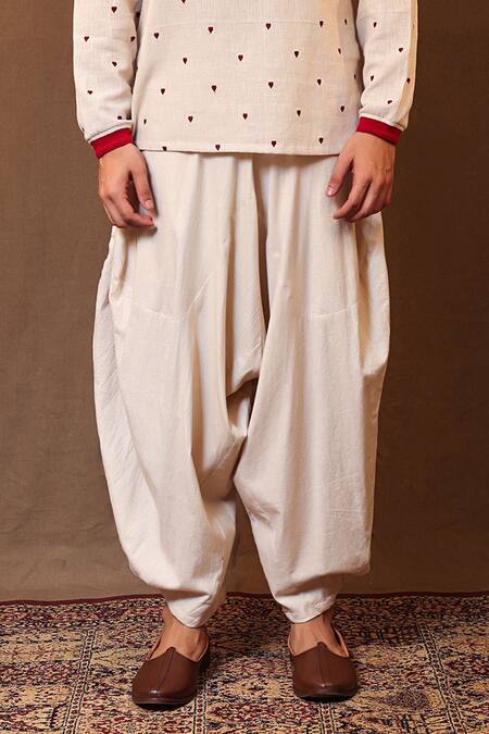 Mati_Off White Cotton Handwoven Baggy Pant _Online_at_Aza_Fashions