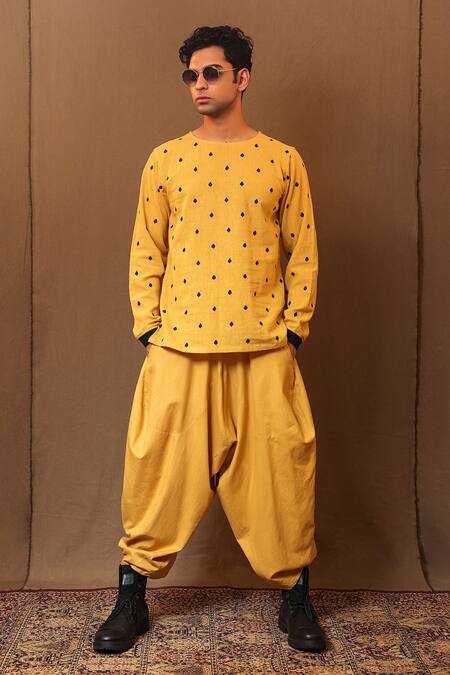 MATI_1 Yellow Cotton Embroidery Handwoven Spade Short Kurta Online at Aza Fashions MATI_1_Yellow Cotton Embroidery Handwoven Spade Short Kurta _Online_at_Aza_Fashions