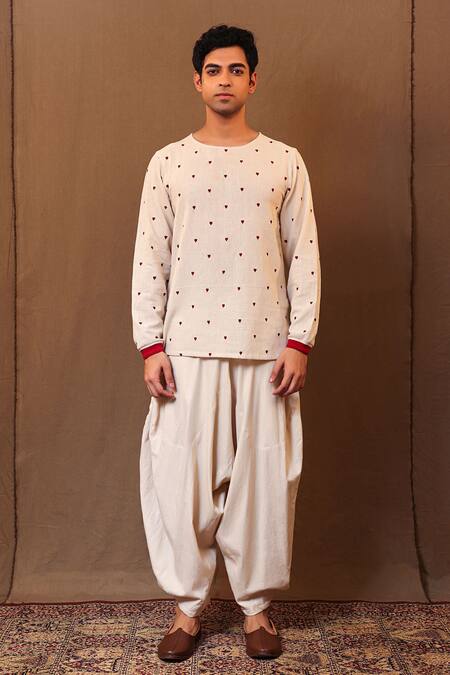 Mati_Off White Cotton Embroidery Handwoven Heart Short Kurta _Online_at_Aza_Fashions