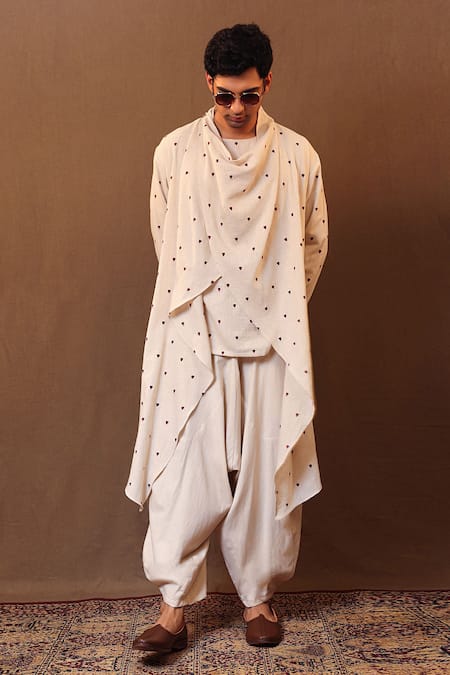 MATI Off White Cotton Embroidery Spade Jacket at Aza Fashions MATI_Off White Cotton Embroidery Spade Jacket _at_Aza_Fashions