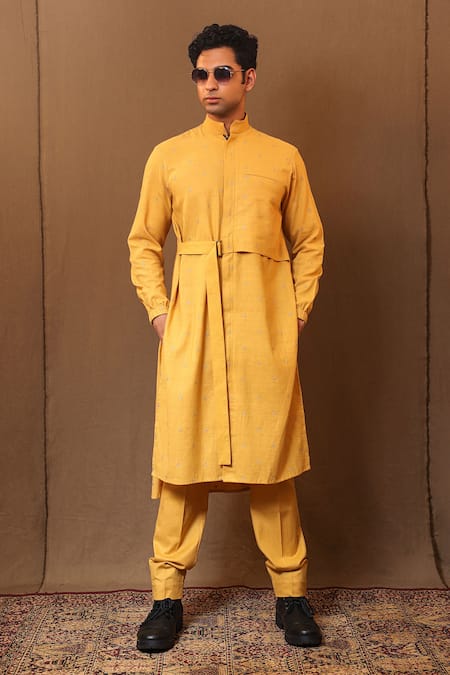 MATI Zari Embroidered Belted Kurta With Solid Pant 