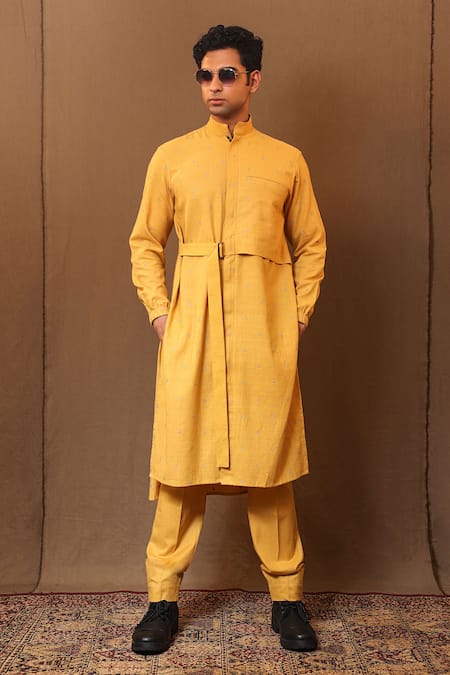 MATI Zari Embroidered Kurta 