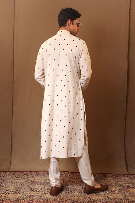 MATI_1 Zari Embroidered Cotton Kurta 