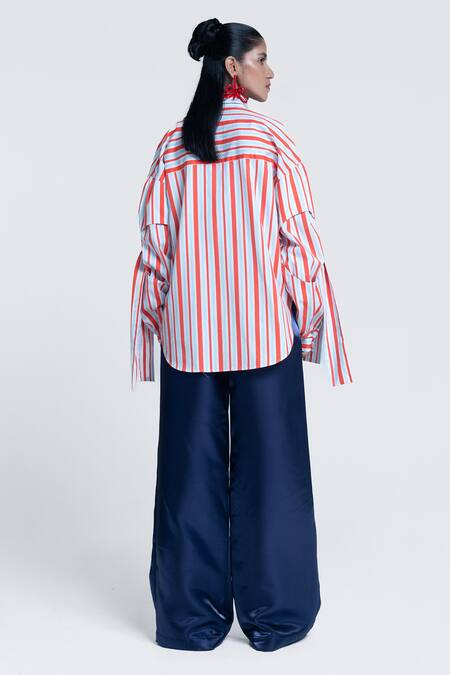 Shop Pocketful Of Cherrie Blue Twill Mirage Solid Trouser at Aza Fashions Shop_Pocketful Of Cherrie_Blue Twill Mirage Solid Trouser _at_Aza_Fashions