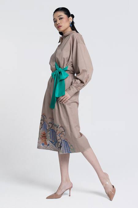 Shop Pocketful Of Cherrie Beige Viscose, Satin, Twill, Poplin Collared Temple Bloom Tie Up Shirt Shop_Pocketful Of Cherrie_Beige Viscose, Satin, Twill, Poplin Collared Temple Bloom Tie Up Shirt