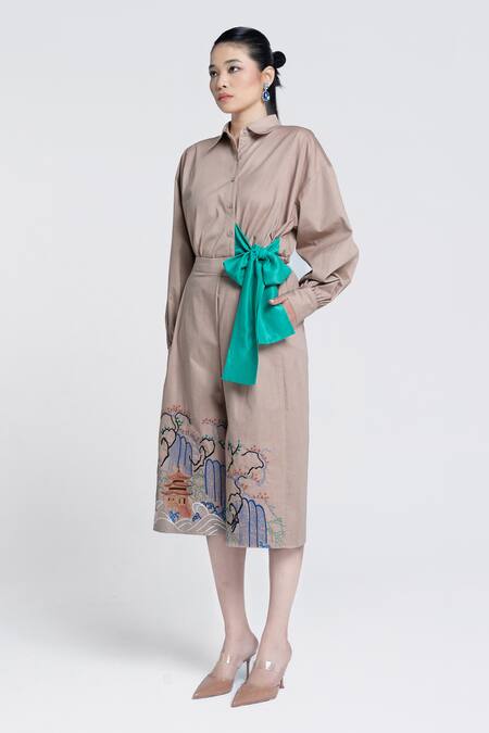 Pocketful Of Cherrie Beige Twill Embroidery Temple Bloom Culotte at Aza Fashions Pocketful Of Cherrie_Beige Twill Embroidery Temple Bloom Culotte _at_Aza_Fashions