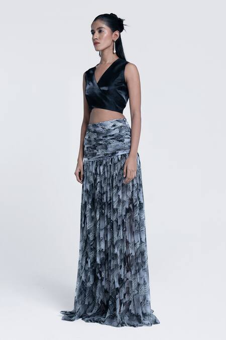 Buy Pocketful Of Cherrie Grey Viscose, Chiffon, Satin Sumi Gazette Gathered Skirt Online at Aza Fashions Buy_Pocketful Of Cherrie_Grey Viscose, Chiffon, Satin Sumi Gazette Gathered Skirt _Online_at_Aza_Fashions