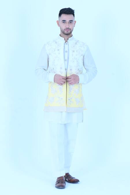 Zardozi Zari_Yellow Silk, Cotton Embroidery Ombre Bundi And Kurta Set _Online_at_Aza_Fashions