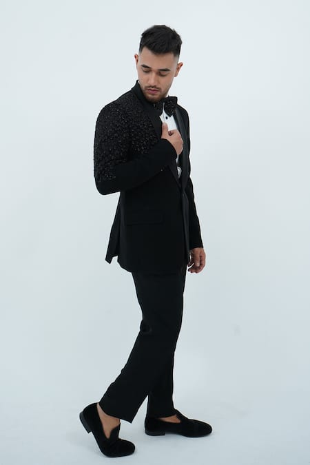 Zardozi Zari Leaf Pattern Embroidered Tuxedo Set 