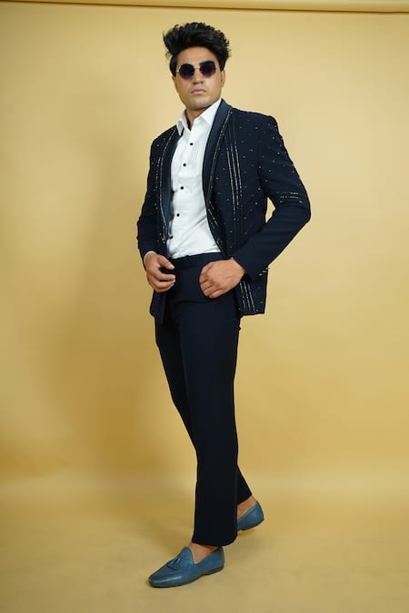 Zardozi Zari Checks Pattern Embroidered Tuxedo Set 