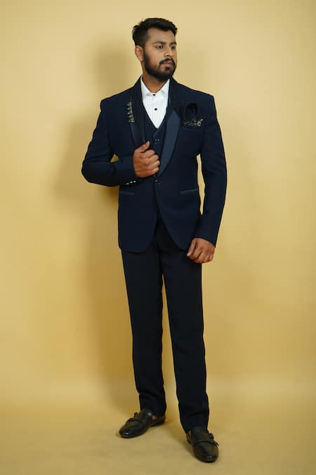 Zardozi Zari Flora & Fauna Embroidered Tuxedo Set 