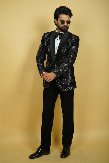 Zardozi Zari Flora Pattern Embroidered Tuxedo Set 