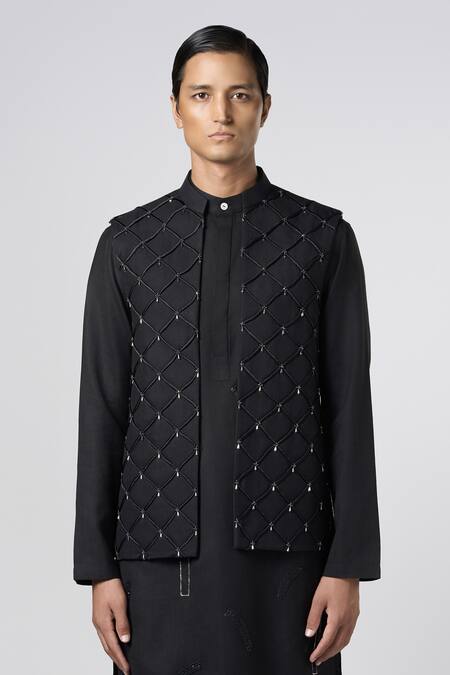 Line Out Line Black Matka Cotton Embroidery Cord Bead Bundi Online at Aza Fashions Line Out Line_Black Matka Cotton Embroidery Cord Bead Bundi_Online_at_Aza_Fashions