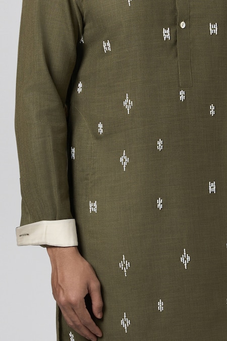 Buy Line Out Line Green Matka Cotton Embroidery Bead Kurta Online at Aza Fashions Buy_Line Out Line_Green Matka Cotton Embroidery Bead Kurta_Online_at_Aza_Fashions