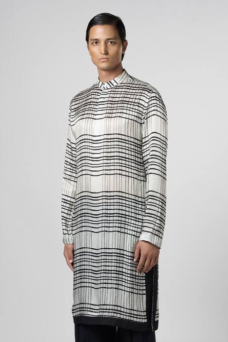 Buy_Line Out Line_Black Gajji Silk Printed Checkered Kurta_Online_at_Aza_Fashions