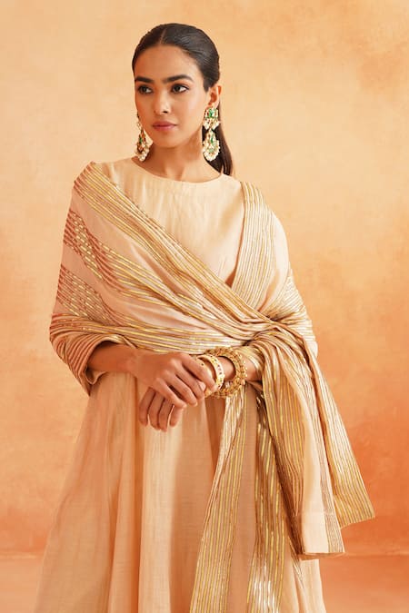 Palak & Mehak_White Chanderi Zari Round Neck Adiva Plain Anarkali Pant Set _Online_at_Aza_Fashions