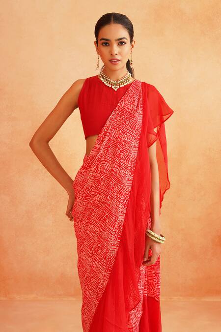 Palak & Mehak_Red Crepe Round Neck Ishna Pre-draped Printed Saree With Blouse _Online_at_Aza_Fashions