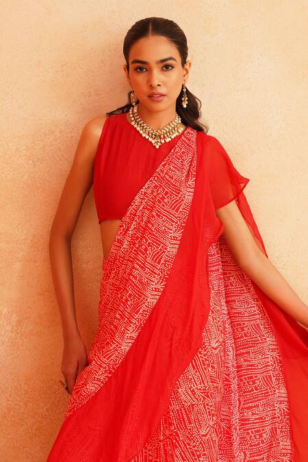 Shop_Palak & Mehak_Red Crepe Round Neck Ishna Pre-draped Printed Saree With Blouse _Online_at_Aza_Fashions