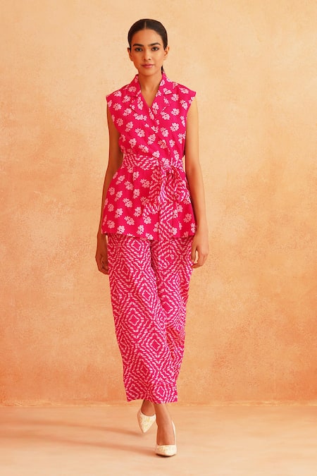 Shop_Palak & Mehak_Pink Crepe Lisa Printed Blazer Pant Set _at_Aza_Fashions