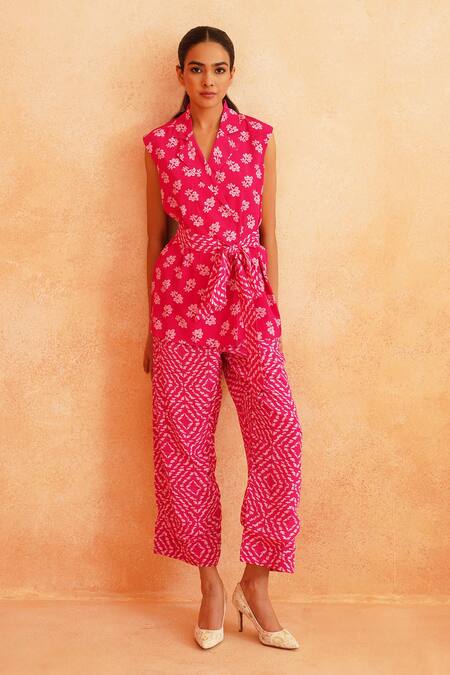 Palak & Mehak_Pink Crepe Lisa Printed Blazer Pant Set _at_Aza_Fashions