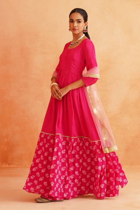 Buy_Palak & Mehak_Pink Crepe Embroidery, Lace Round Neck Printed Hem Anarkali Set _Online_at_Aza_Fashions