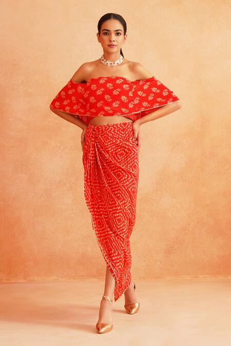 Palak & Mehak_Red Crepe Embroidery Off-shoulder Saira Printed Crop Top And Skirt Set _Online_at_Aza_Fashions