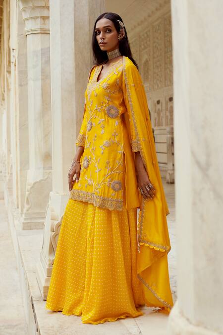 Buy Pink City By Sarika Yellow , Organza Metallic Thread, Sunflower Kurta Sharara Set Online at Aza Fashions Buy_Pink City By Sarika_Yellow , Organza Metallic Thread, Sunflower Kurta Sharara Set _Online_at_Aza_Fashions