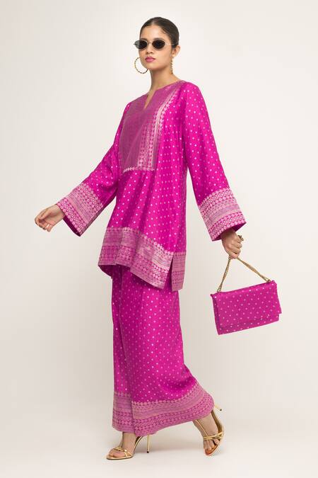 SOBARIKO_Pink Silk Split V-neck Sitara Dotted Kurta And Wide Legged Pant _Online_at_Aza_Fashions