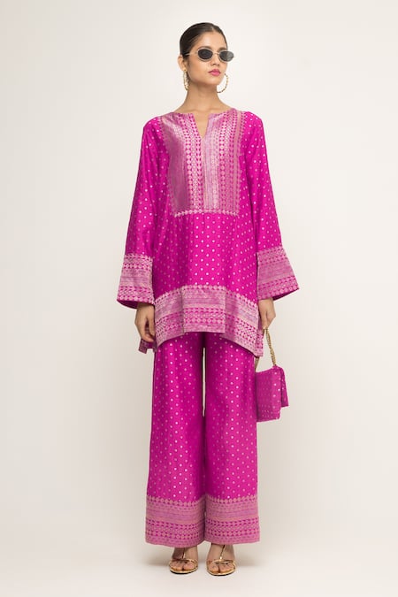 Buy_SOBARIKO_Pink Silk Split V-neck Sitara Dotted Kurta And Wide Legged Pant _Online_at_Aza_Fashions