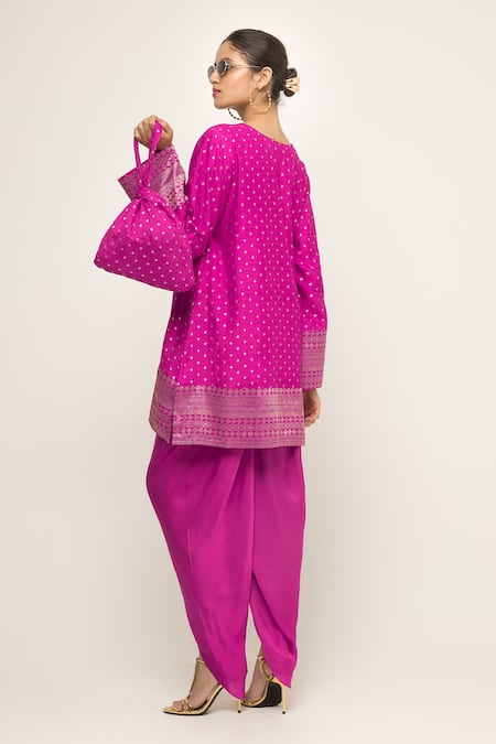 Shop SOBARIKO Pink Silk Embroidery Split V-neck Tara Brocade Kurta And Dhoti Pant Set at Aza Fashions Shop_SOBARIKO_Pink Silk Embroidery Split V-neck Tara Brocade Kurta And Dhoti Pant Set _at_Aza_Fashions