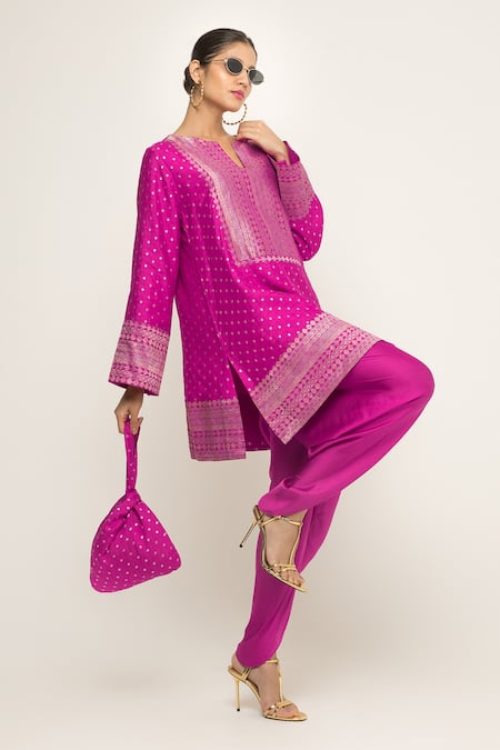 Buy SOBARIKO Pink Silk Embroidery Split V-neck Tara Brocade Kurta And Dhoti Pant Set Online at Aza Fashions Buy_SOBARIKO_Pink Silk Embroidery Split V-neck Tara Brocade Kurta And Dhoti Pant Set _Online_at_Aza_Fashions