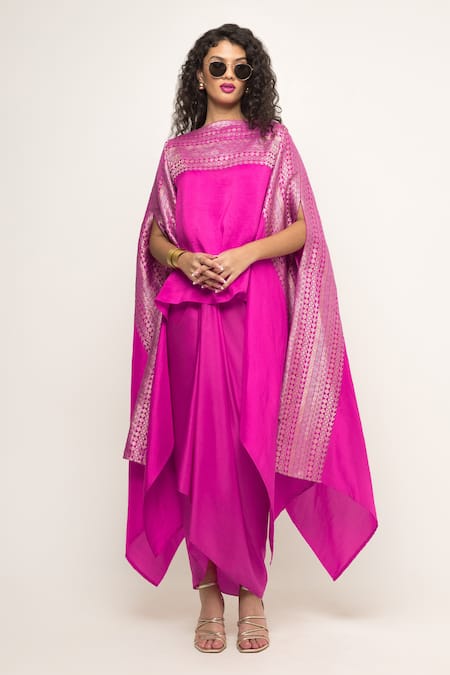 Sobariko Pink Silk Woven Brocade Straight Neck Devi Panel Cape With Skirt 