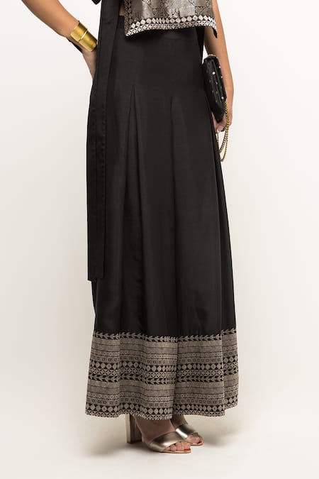 Buy SOBARIKO Black Silk, Brocade Embroidery Round Joli Geometric Pattern Bib Top With Pant Online at Aza Fashions Buy_SOBARIKO_Black Silk, Brocade Embroidery Round Joli Geometric Pattern Bib Top With Pant _Online_at_Aza_Fashions