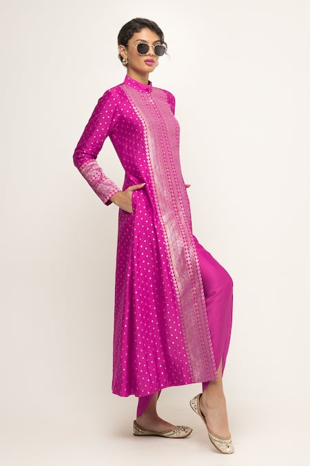 Buy_SOBARIKO_Pink Brocade Embroidery Round Neck Butti Pattern Jacket With Dhoti Pant _Online_at_Aza_Fashions