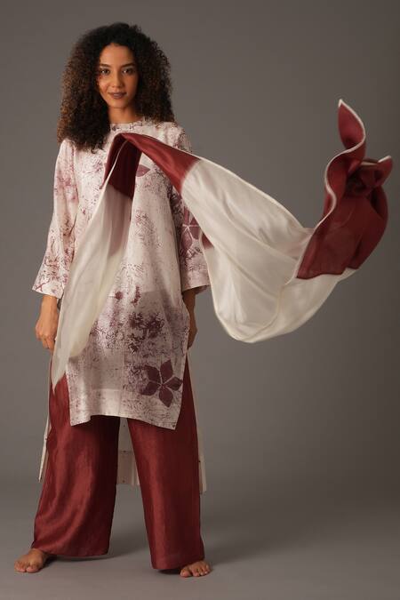 Khat_White Chanderi Silk Embroidery Boat Neck Fleur Bloom High Low Kurta Pant Set _at_Aza_Fashions