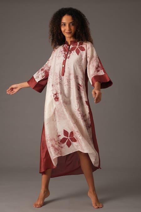 Khat White Chanderi Silk Mandarin Collar Fleur Bloom Print Midi Dress Online at Aza Fashions Khat_White Chanderi Silk Mandarin Collar Fleur Bloom Print Midi Dress _Online_at_Aza_Fashions