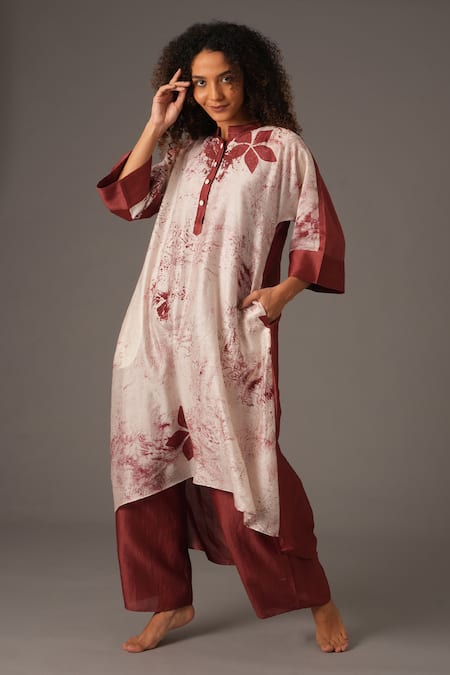 Khat_White Chanderi Silk Embroidery Mandarin Bloom Texture Print Kurta Pant Set _at_Aza_Fashions