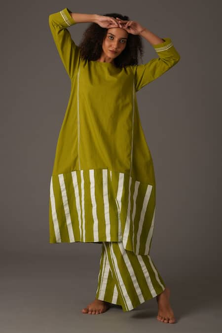 KHAT Striped Print Kurta With Pant 