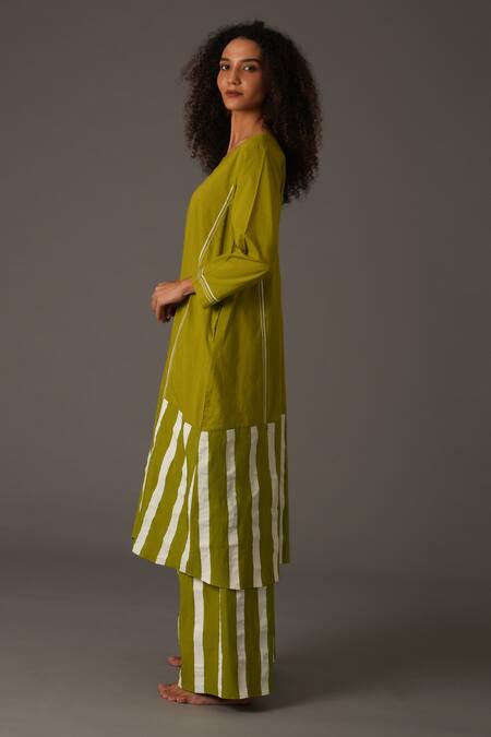 Buy_Khat_Green Poplin, Muslin Round Neck Striped Print Kurta With Pant _Online_at_Aza_Fashions