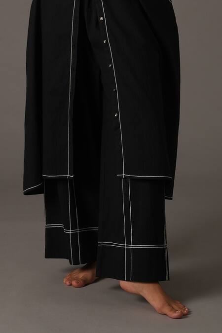 Shop Khat Black Handloom Cotton Round Stitchline Embroidered Front Slit Kurta With Pant Online at Aza Fashions Shop_Khat_Black Handloom Cotton Round Stitchline Embroidered Front Slit Kurta With Pant _Online_at_Aza_Fashions