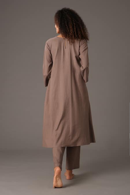 Khat Stitchline Thread Embroidered Kurta & Pant Set 